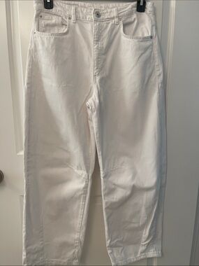 Zara Women’s Relaxed High rise White Denim Jeans